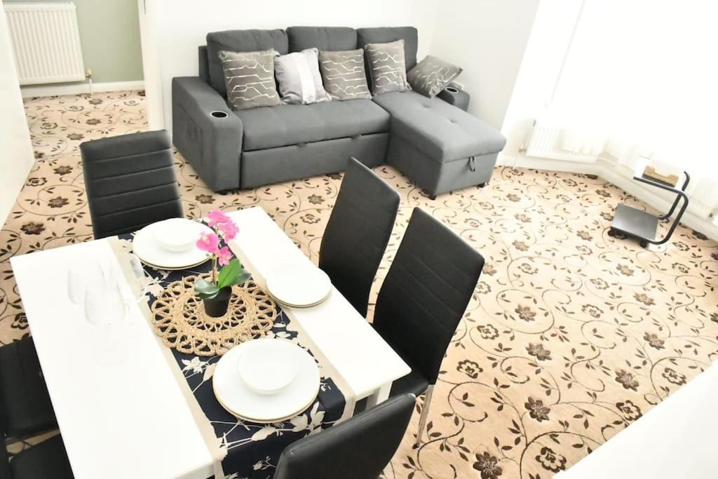 Stylish Luxury Flat In * Londen